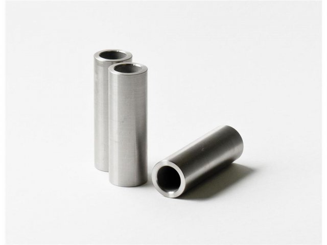 bottom spacer